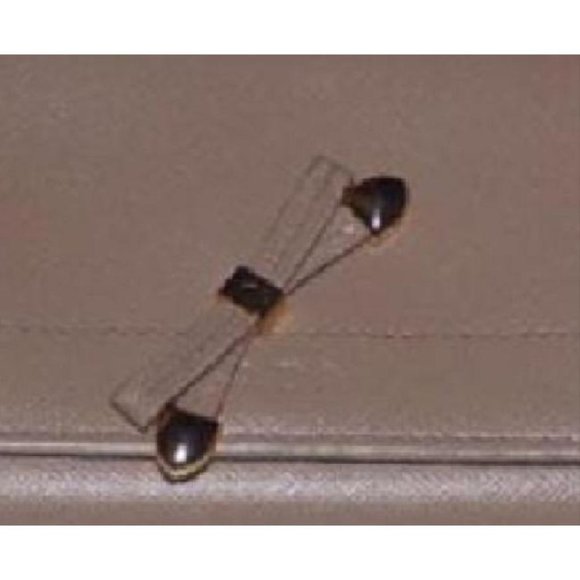 PRADA Nude Pale Pink Leather XL Bi-fold - Picture 9 of 9